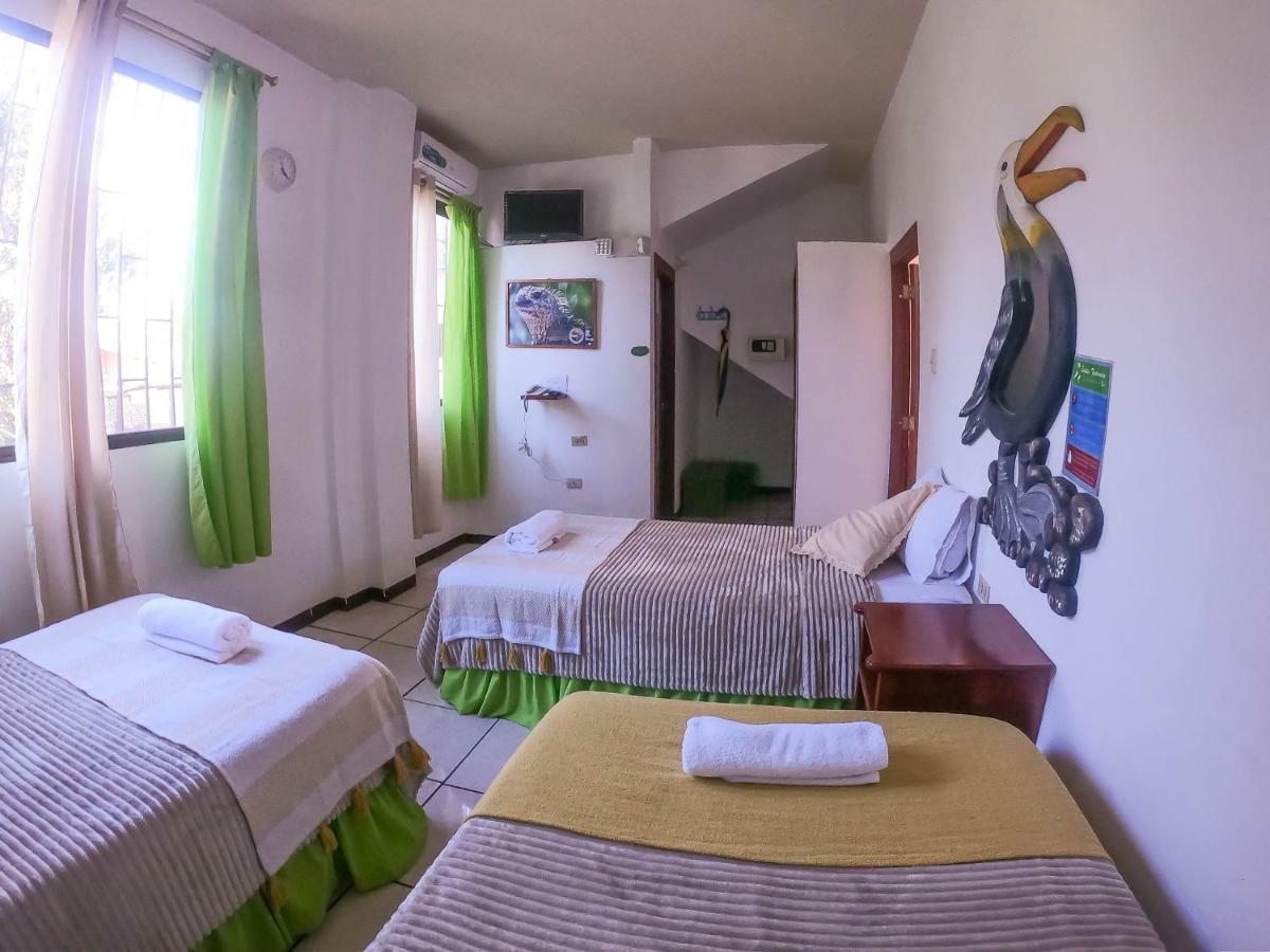 Tintorera Guest House Puerto Ayora  Eksteriør bilde